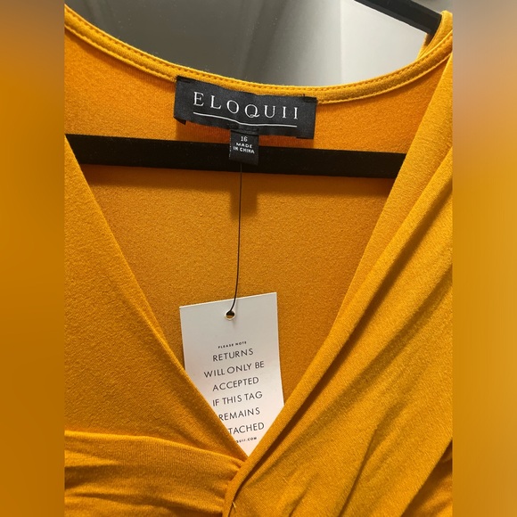 NWT Eloquii Size 16 Cutout Detail Flutter Sleeve Dress - Picture 5 of 5